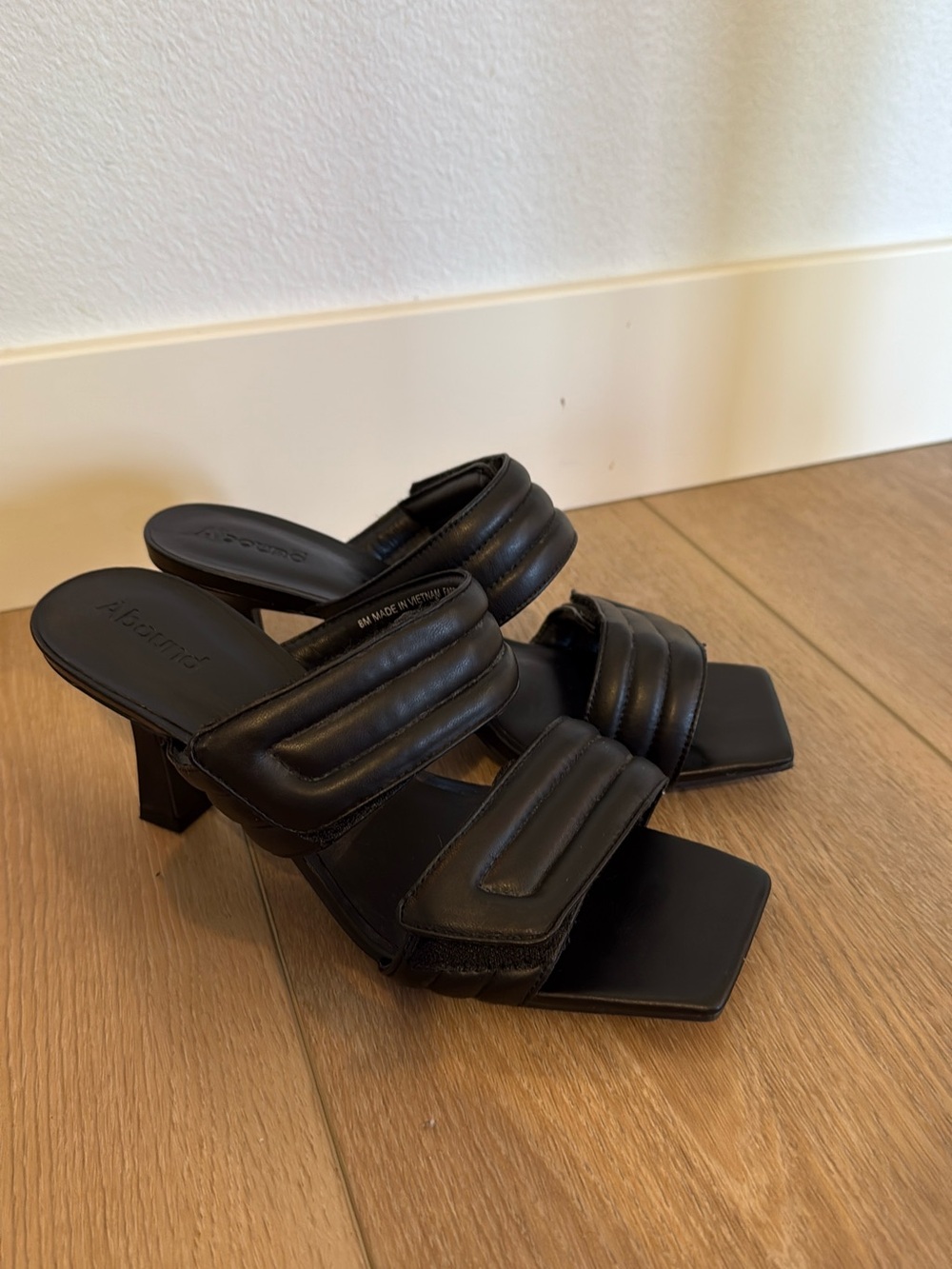 Black Quilted Strap Heeled Sandals - Unbranded